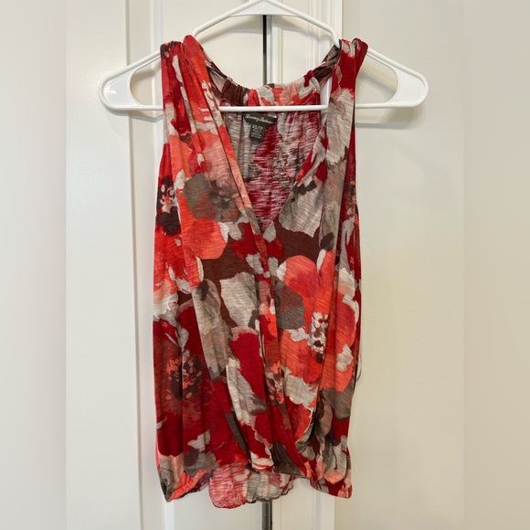 Tommy Bahama sleeveless top - Picture 1 of 3